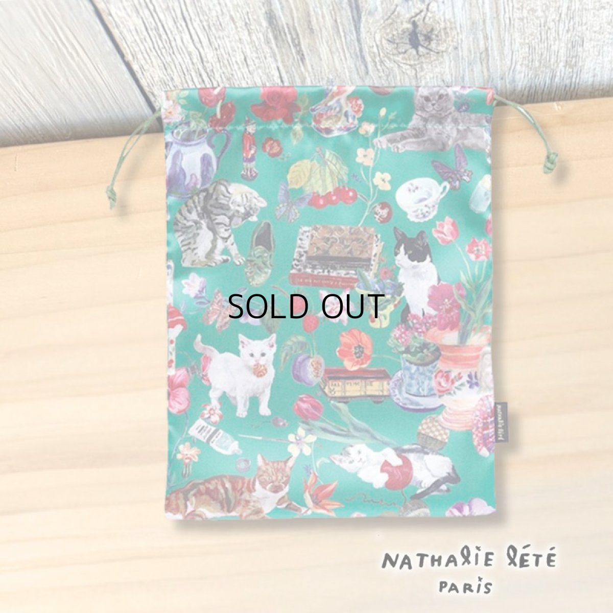 画像1: 【Nathalie Lete】Satin drawstring pouch｜ナタリー・レテ　サテンポーチ｜サテン地巾着袋　巾着バッグ｜ネコ猫ねこ (1)