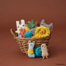 画像8: 【Donna Wilson】モノねこのキトゥン（Mono Kitten） ぬいぐるみ 専用巾着入り｜100%オーガニックコットン｜ドナ・ウィルソン Wee Ones コレクション｜猫ねこネコ (8)