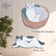 画像1: 【松尾ミユキ】 掛け時計 ダイカット｜２種類から選べる♪Cat in the basket / Gray cat｜ハチワレ｜ネコ猫ねこ (1)