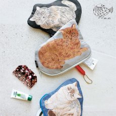 画像1: 【松尾ミユキ】 Diecut pouch Cat｜ダイカットポーチ｜選べるデザイン　Momo/Nala/Shima/Perle/Bushy｜ねこ 猫 ネコ｜小物入れ (1)