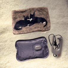 画像9: 【アトリエコテツ / Atelier KOTETSU】フリース湯たんぽ｜選べる２種類♪　ブラウン×ねこ／グリーン×ハチワレ＆さび猫｜ねこ猫ネコcat (9)