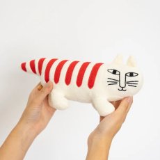 画像2: 【リサ・ラーソン / Lisa Larson】ぬいぐるみ Mikey (M)｜抱きしめられるマイキー - M｜猫ねこネコcat (2)