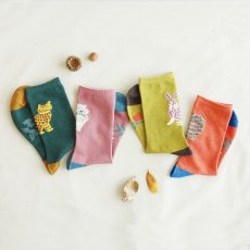 画像4: 松尾ミユキ / Matsuo Miyuki｜ソックス 背面アニマル Socks｜（レディースフリー）｜2種類から選べる  Milo / Elliot｜ミロ / エリオット｜ねこ猫ネコキャットcat (4)