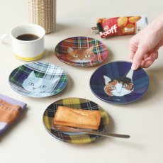画像10: 【松尾ミユキ / Matsuo Miyuki】＼４枚セット／ Glass plate 12cm｜4枚セット ガラスプレート【 12cm  】チェック 丸皿（小12cm）｜Ruru / Stripe / Hacu / Tabby｜ねこ猫ネコcat (10)