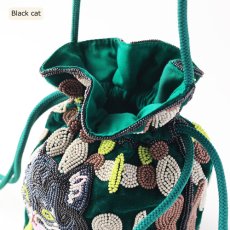 画像8: ナタリー・レテ / Nathalie Lete｜＼送料込み／Beaded Drawstring Bag　ビーズ巾着バッグ｜φ13×17cm インド製 総ビーズ刺繍ポシェット｜2種類から選べる Maya / Black cat｜ねこ猫ネコキャットcat (8)