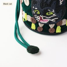 画像9: ナタリー・レテ / Nathalie Lete｜＼送料込み／Beaded Drawstring Bag　ビーズ巾着バッグ｜φ13×17cm インド製 総ビーズ刺繍ポシェット｜2種類から選べる Maya / Black cat｜ねこ猫ネコキャットcat (9)