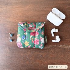 画像9: ナタリーレテ / Nathalie Lete｜Quilted Mini Pouch Cats キルト ミニポーチ キャッツ｜キルテッド キルティング ナタリー・レテ｜ 猫ねこネコキャットcat (9)