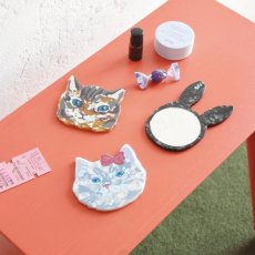 画像2: ナタリー・レテ / Nathalie Lete｜Mirror ミラー｜ねこの顔型ミラー｜4種類から選べる Tabby cat / Black cat / Gray cat / Maya｜携帯用鏡｜猫ねこネコキャットcat (2)