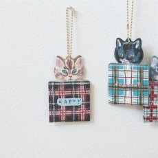 画像11: 【Nathalie Lete】Key Chain mirror Cat51123｜キーチェーンミラー　キャット51123｜選べる4種類♪Maya/Gray cat/Blue eye/Black cat (11)