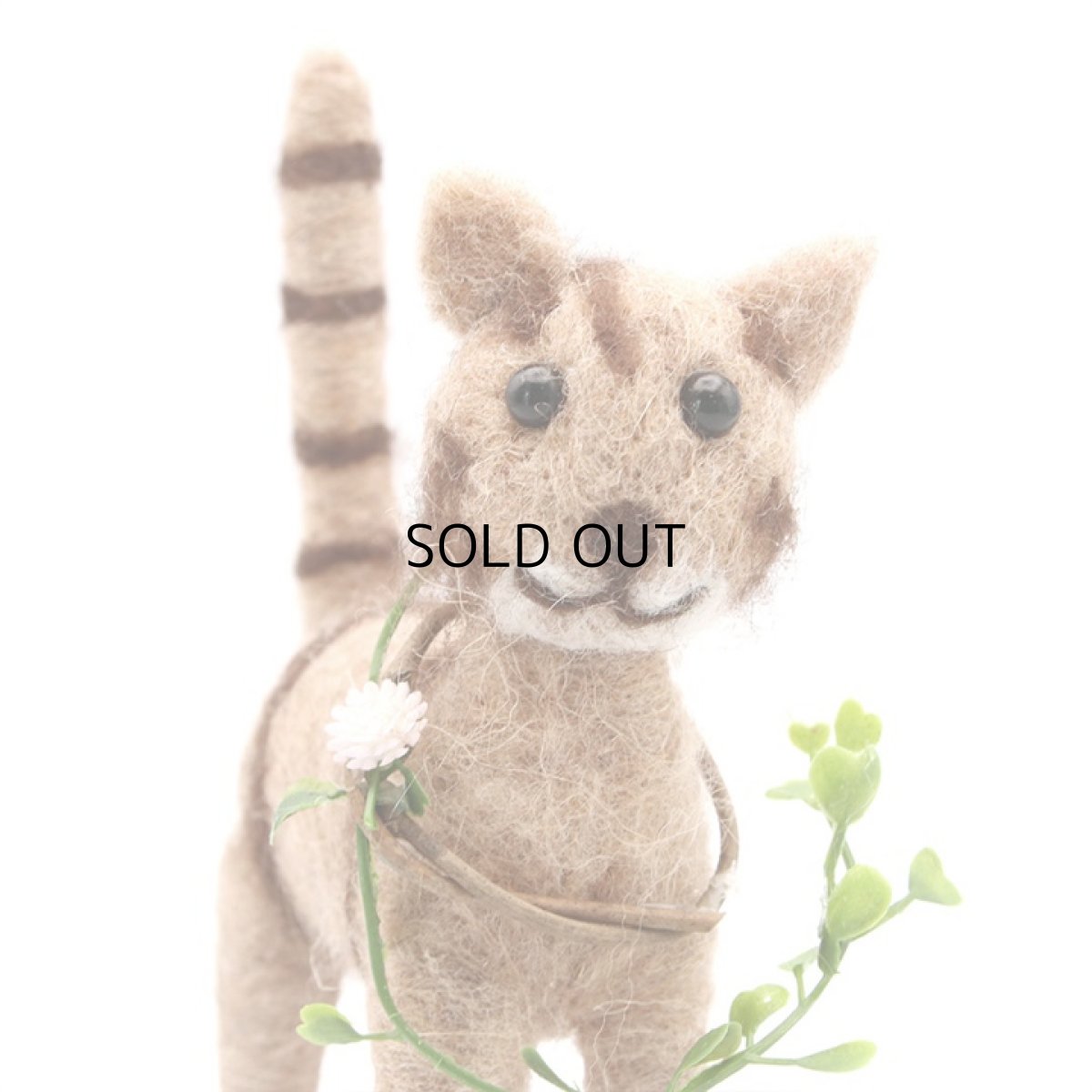 画像3: 【アジアン雑貨・エスニック輸入雑貨】フェルトキャットオブジェ(ベージュ) ｜ 猫ネコcat (3)