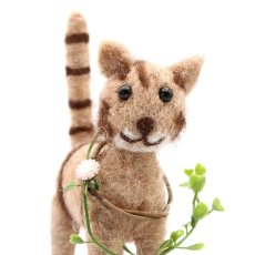 画像4: 【アジアン雑貨・エスニック輸入雑貨】フェルトキャットオブジェ(ベージュ) ｜ 猫ネコcat (4)