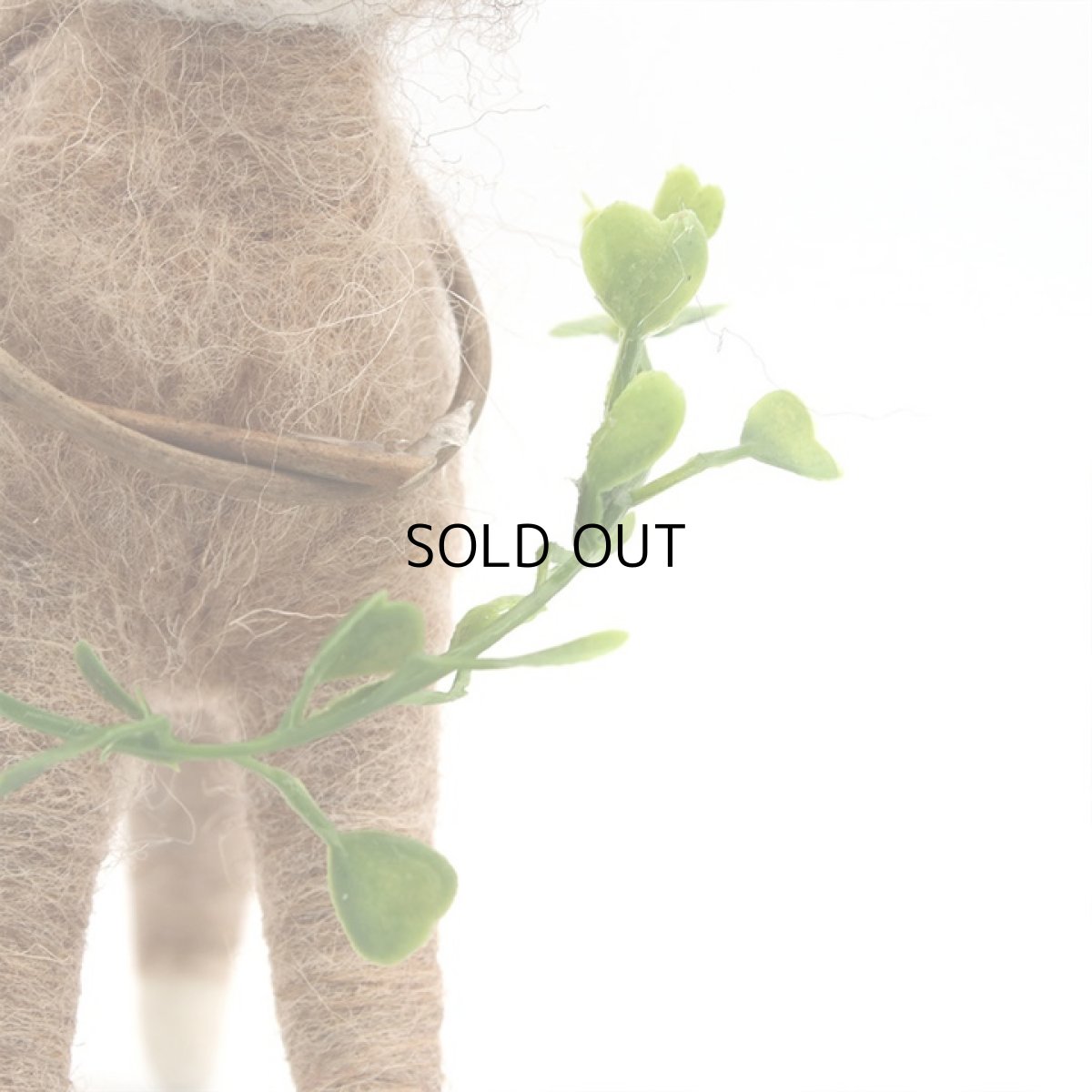 画像6: 【アジアン雑貨・エスニック輸入雑貨】フェルトキャットオブジェ(ベージュ) ｜ 猫ネコcat (6)