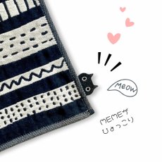 画像2: 【マタノアツコ / Atsuko Matano】今治　3重ガーゼハンカチ（大判34cm） モノトーン ナミナミMEME クロネコメメ黒猫  コットン１００ 綿100% ハンドタオル｜ねこ猫ネコキャットcat (2)