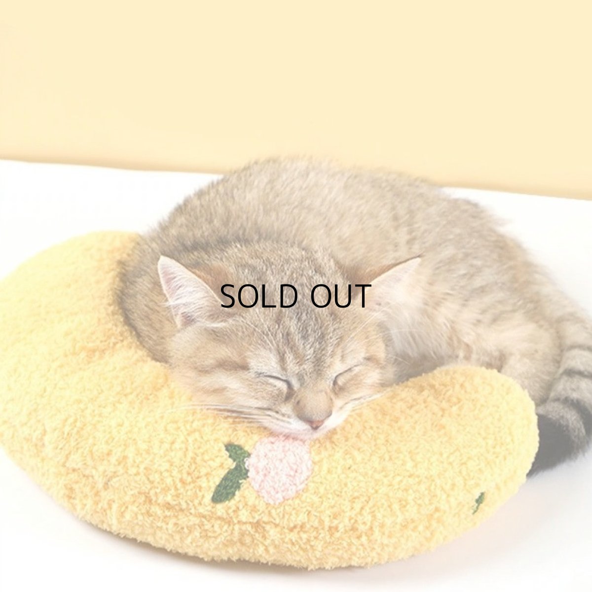 画像7: 国内発送｜猫ちゃん抱き枕｜ピンク｜ベビーピンク×ストロベリー｜ふんわりピロー　もこもこクッション｜リラックス　くつろぎ　保護まくら (7)