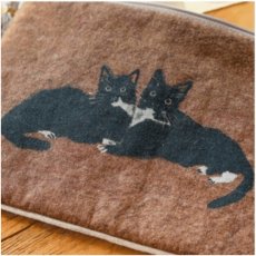 画像4: 【アトリエコテツ / Atelier KOTETSU】クッションポーチ L 　コスメ・ガジェットに♪小物入れ｜LネコBRブラウン｜猫ネコねこcatキャット (4)