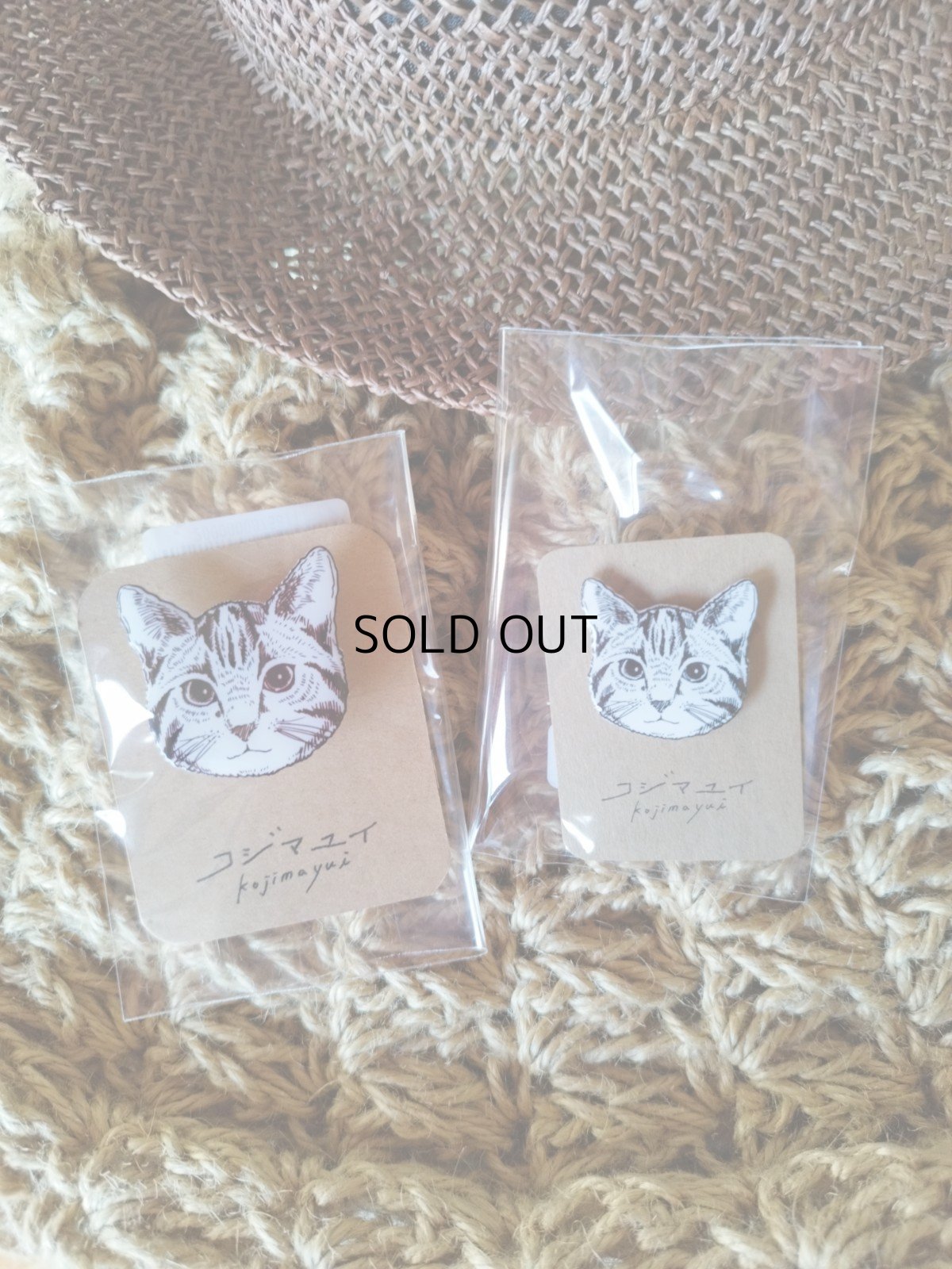 画像5: 【コジマユイ】ねこの顔ピンバッジ(小)|猫顔型ピンバッジ ネコバッジ 猫バッヂ 猫オシャレ雑貨 猫女子 猫柄 猫模様 猫グッズ 猫雑貨 ネコ | 猫 | cat | (5)