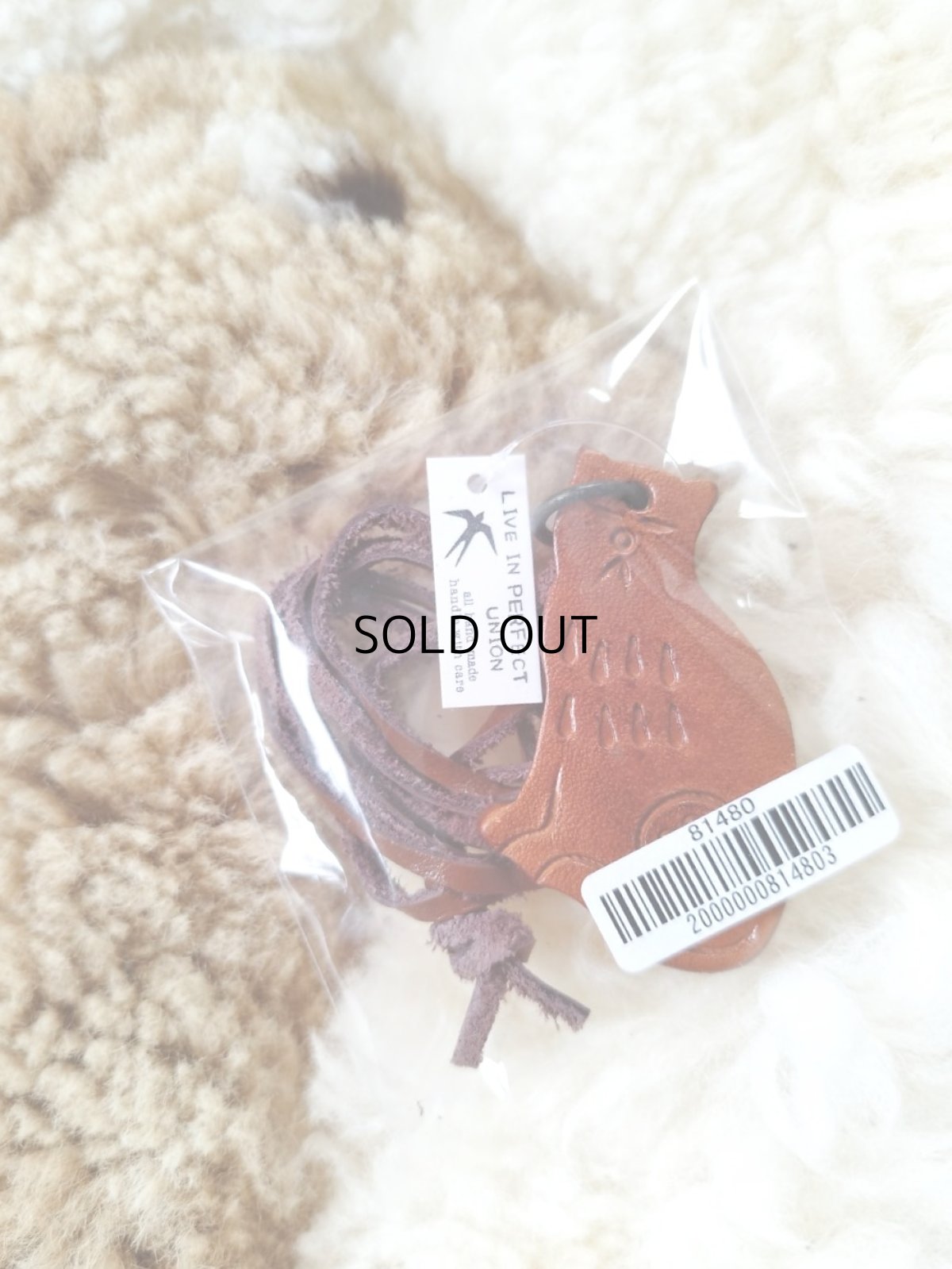 画像6: 【live in PERFECT UNION/パーフェクトユニオン】猫型レザーカービングブローチ 本革ネックレス|ハンドメイドアクセサリー|猫グッズ 猫雑貨 (6)