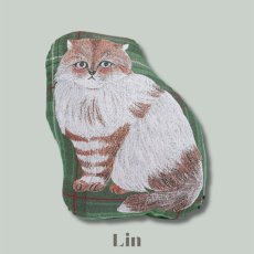 画像6: 【松尾ミユキ】Diecut cushion cat check back｜ダイカットクッション チェック｜選べる4種類　Leo/Mugi/Lin/Maron｜猫ねこネコ (6)