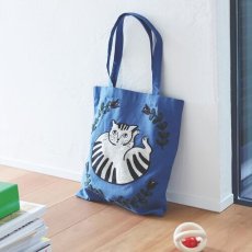 画像1: 【松尾ミユキ】Embroidery Tote bag Matsuo Miyuki　トートバッグ｜猫刺繍かばん｜Peony　青｜「A4」すっぽり　たっぷり収納 (1)