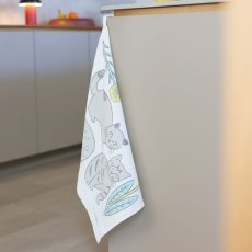 画像2: 【松尾ミユキ】キッチンクロス｜日本製｜ベージュ猫×花赤｜Kitchen cloth Cat Matsuo Miyuki｜ (2)