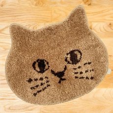 画像1: 【にゃふにゃふ】猫顔マット｜ダイカットチェアパッド｜茶　ブラウン｜猫ねこネコ (1)