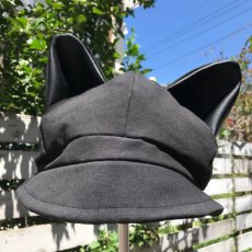 画像3: 【デザイナー直送品につき個別決済が必要です】本物の猫ちゃんと同じ、リアルなシルエット　猫ちゃんと同じ比率で作る！猫耳キャスケット帽子　〜ニャクロ　 黒猫〜　帆布コットン×フェイクレザー (3)