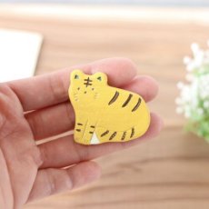 画像5: 【set the tone／セットザトーン】コトラブローチ　子虎｜バッジ　バッヂ　オシャレ雑貨　猫女子　猫柄　猫模様｜猫グッズ・猫雑貨｜ネコ猫cat (5)