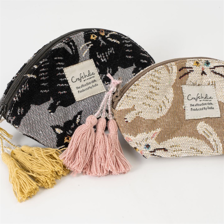 CraftIndiaクラフトインディアの猫総柄フリンジ付きポーチ